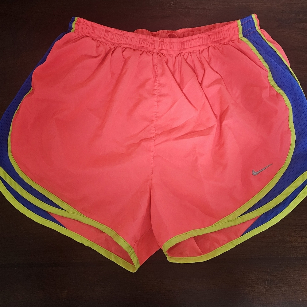 Womens Nike Dri Fit Shorts - Medium